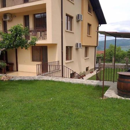 Къща За Гости Демика Saparewa Banja Exterior foto